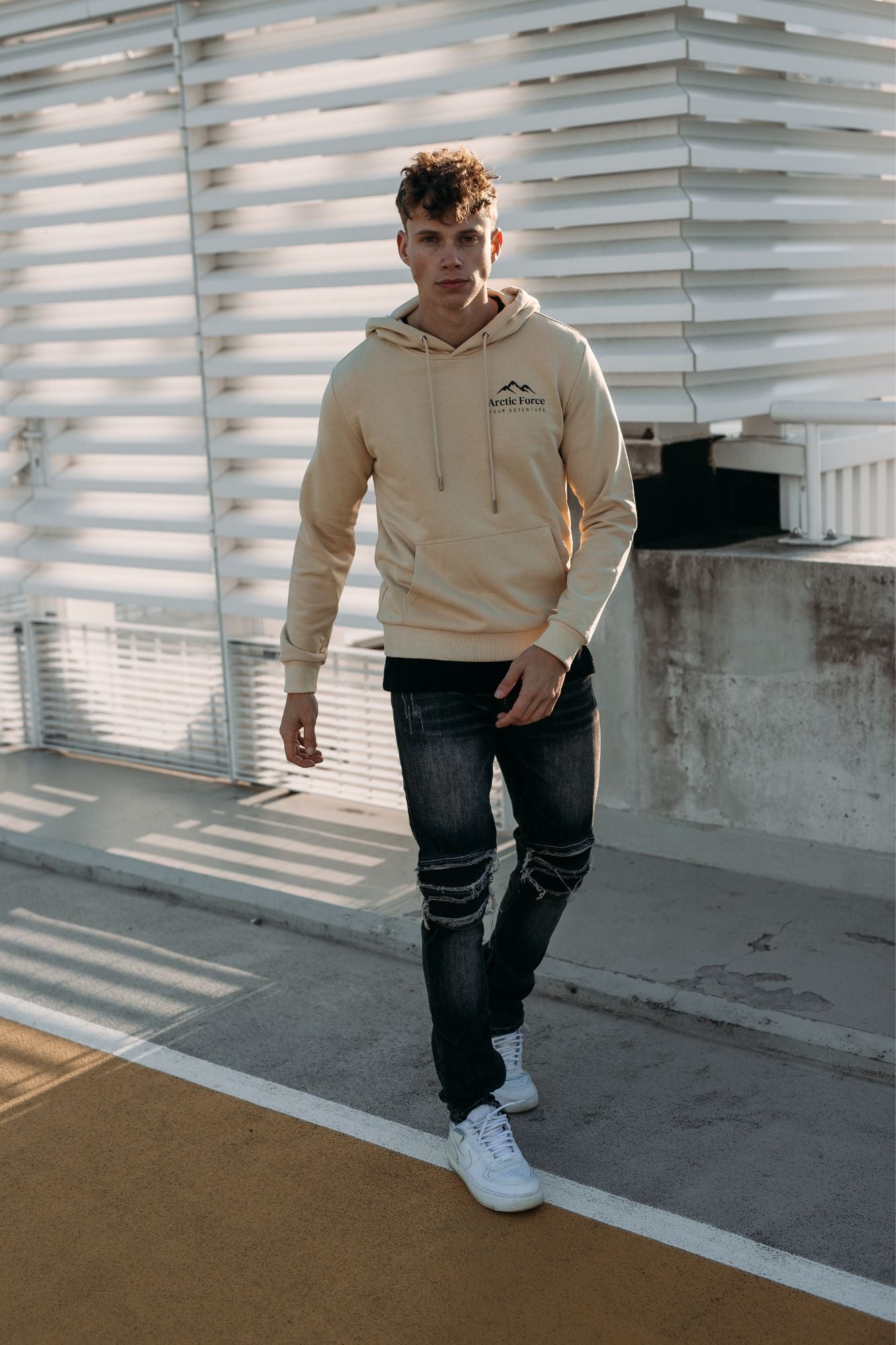 Beige hoodie mens outfit sale